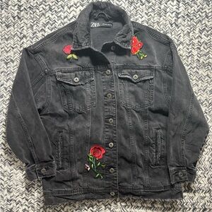 ZARA Distressed Black Gray Denim Jean Jacket Iron On Patches Women’s Small